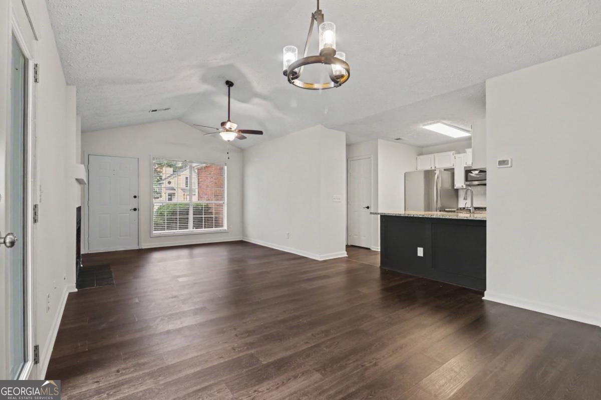 3075 Barnwood Crossing Duluth - Photo 9