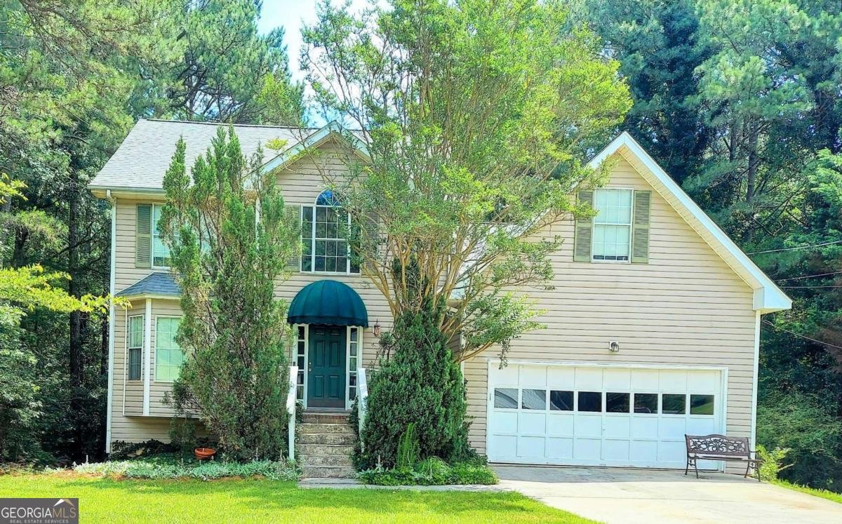 2737 Crestworth Lane Buford - main photo