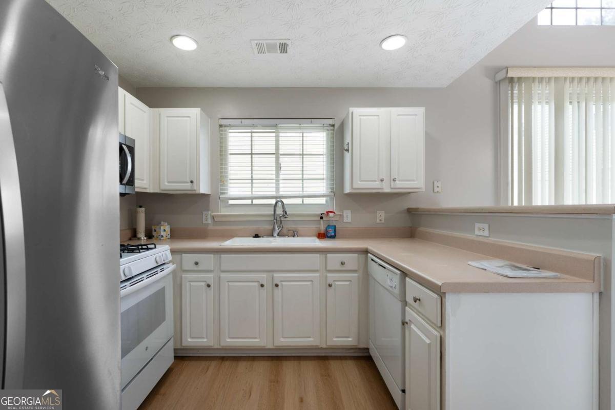 621 Oaks Drive Woodstock - Photo 14