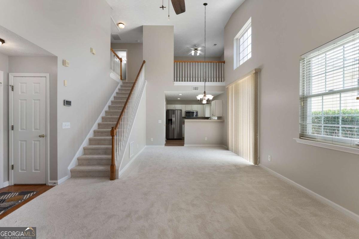 621 Oaks Drive Woodstock - Photo 7