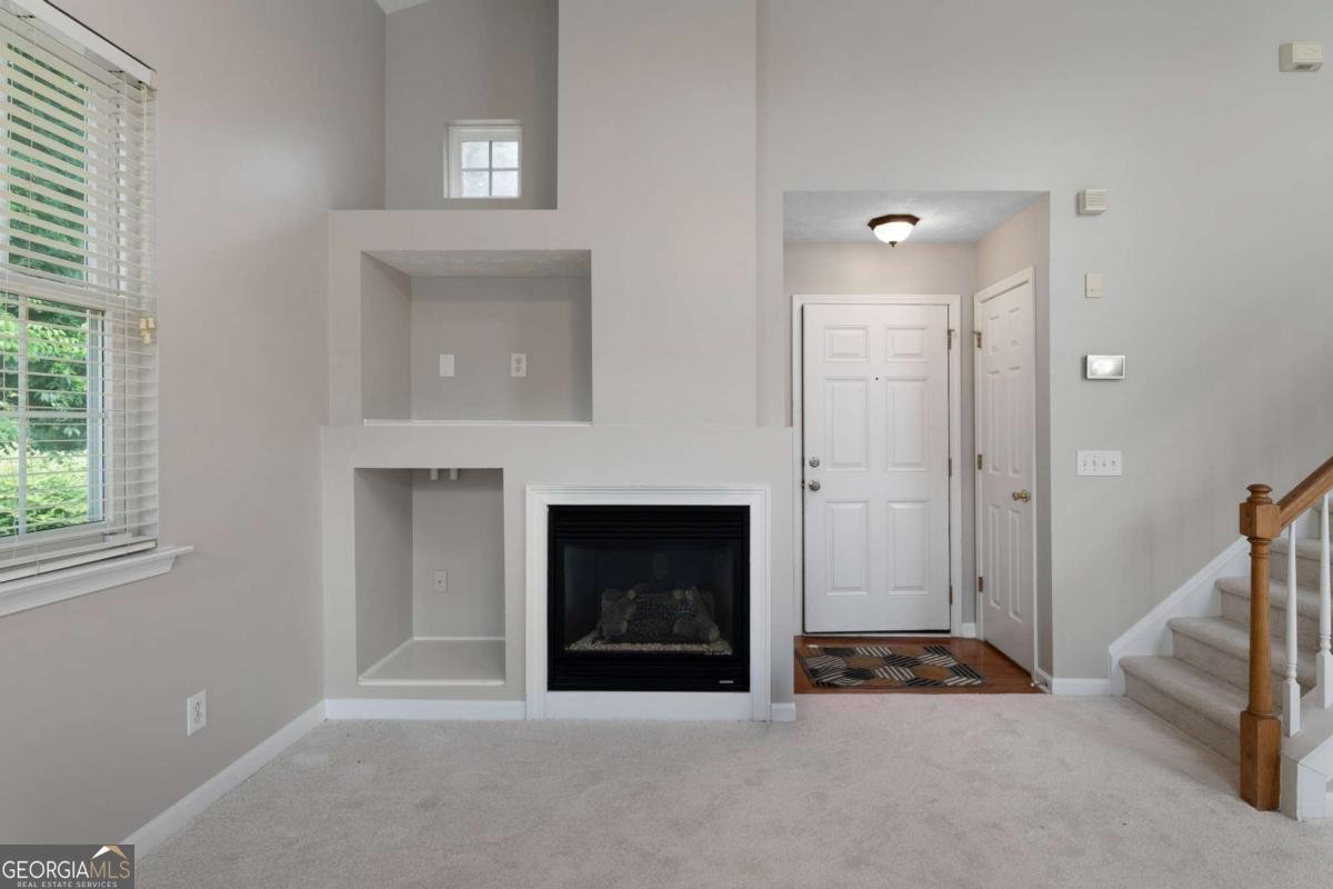 621 Oaks Drive Woodstock - Photo 8