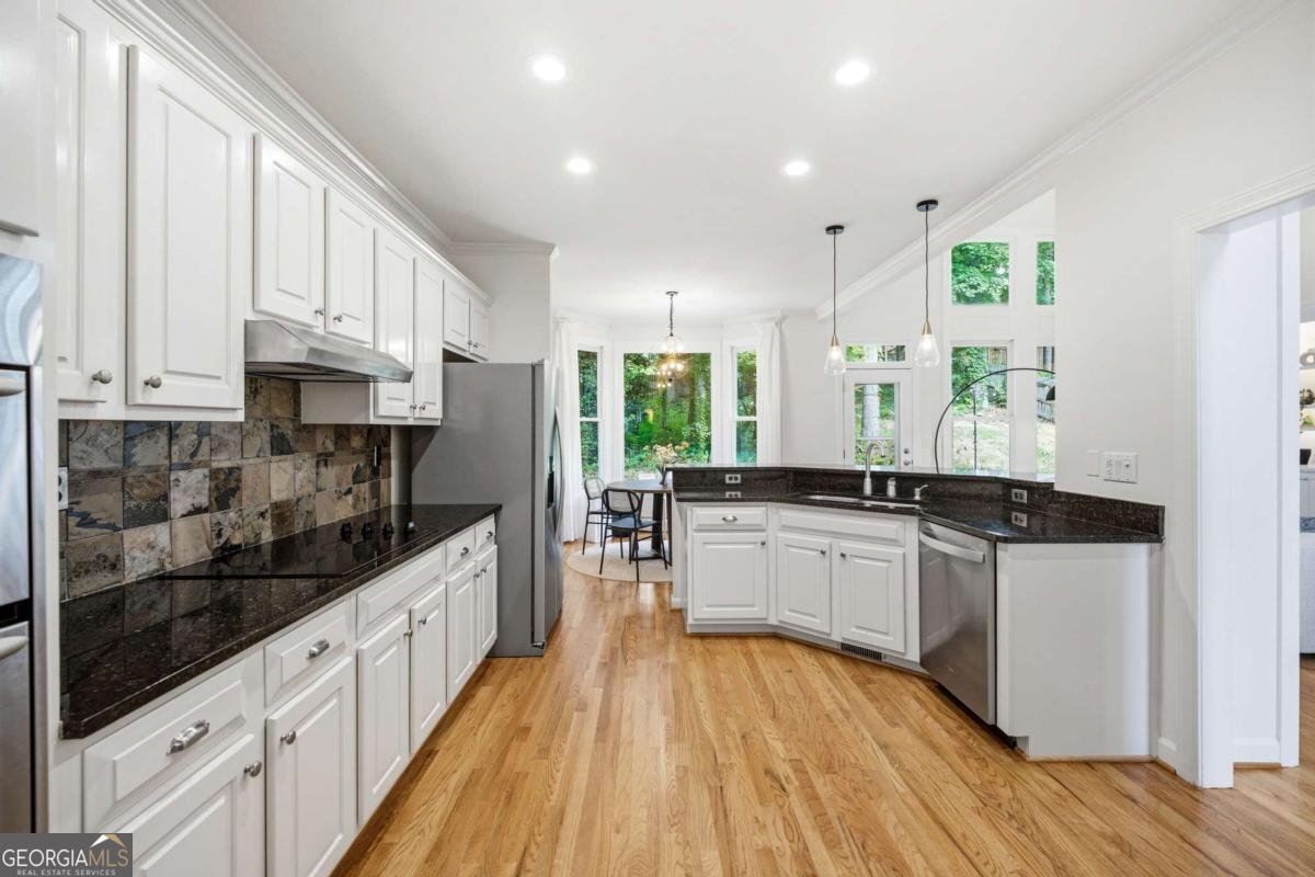5008 Highland Oaks Court Smyrna - Photo 17