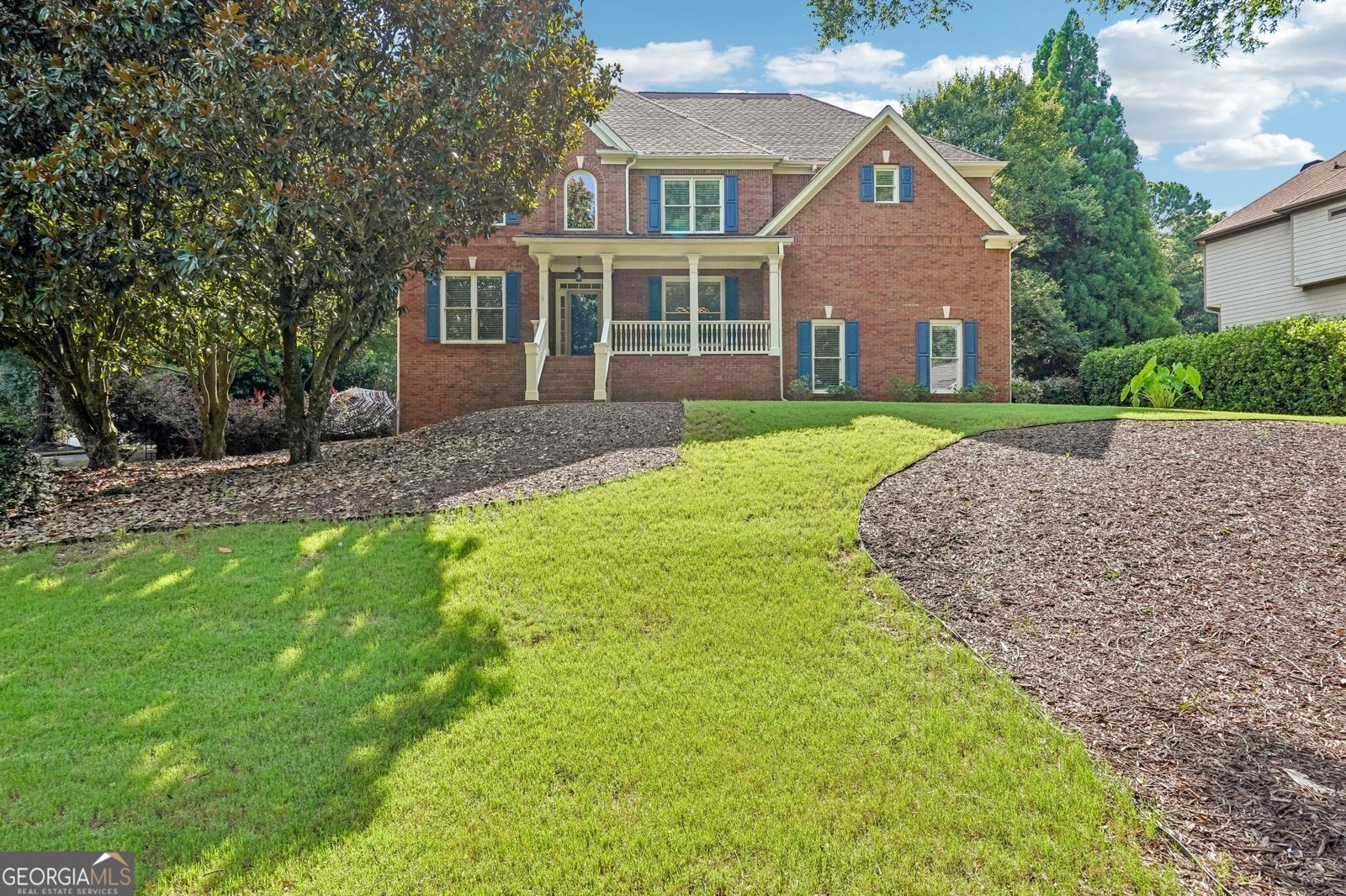 42 Lakecrest Circle Suwanee - main photo