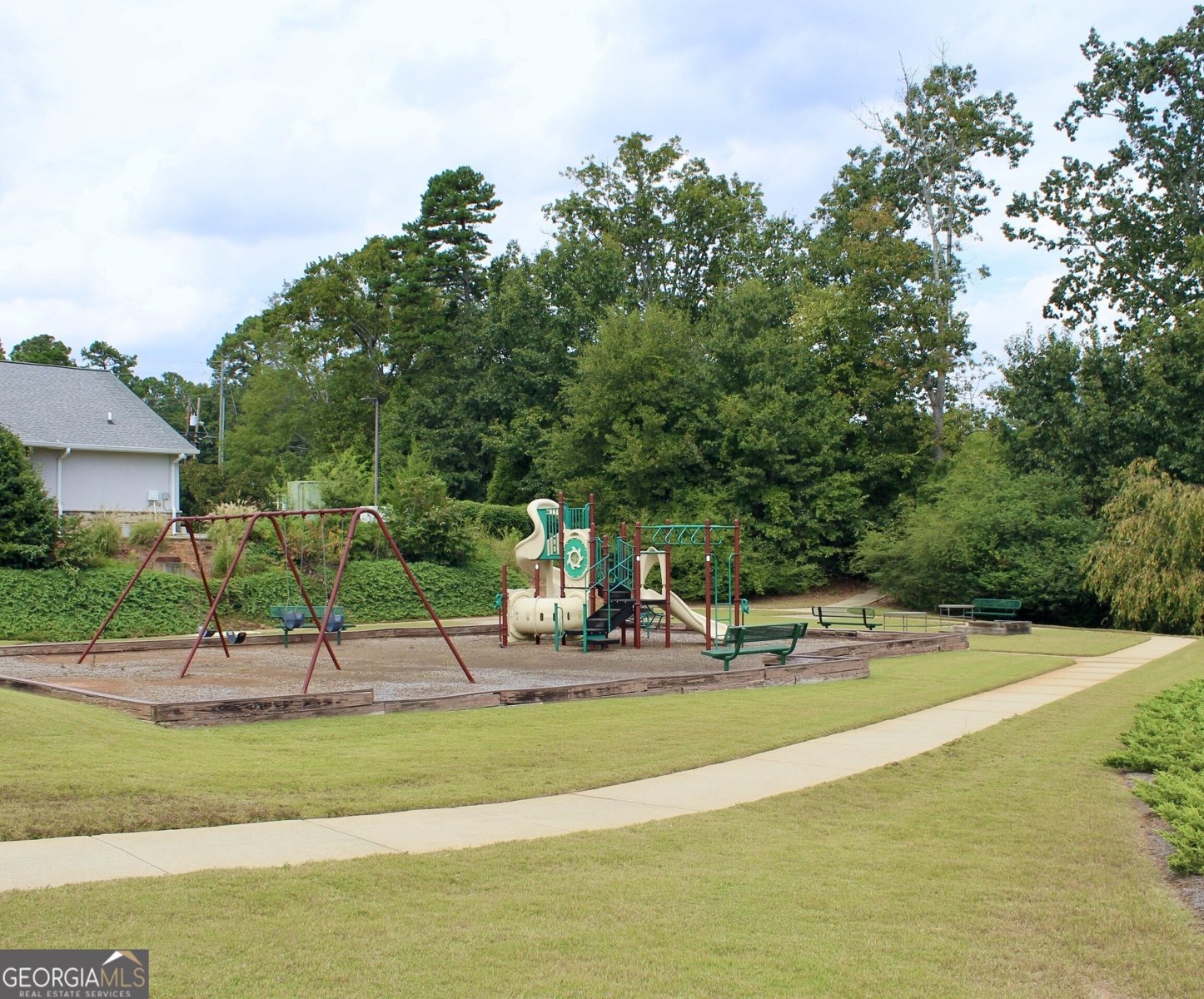 627 Majesty Crossing (Xing) WINDER - Photo 39