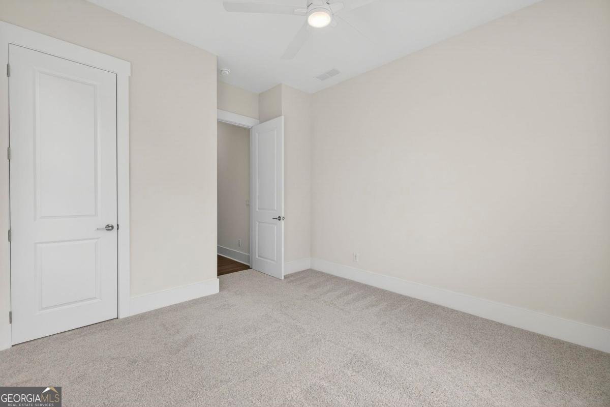 1020 Oak Valley Road Greensboro - Photo 32
