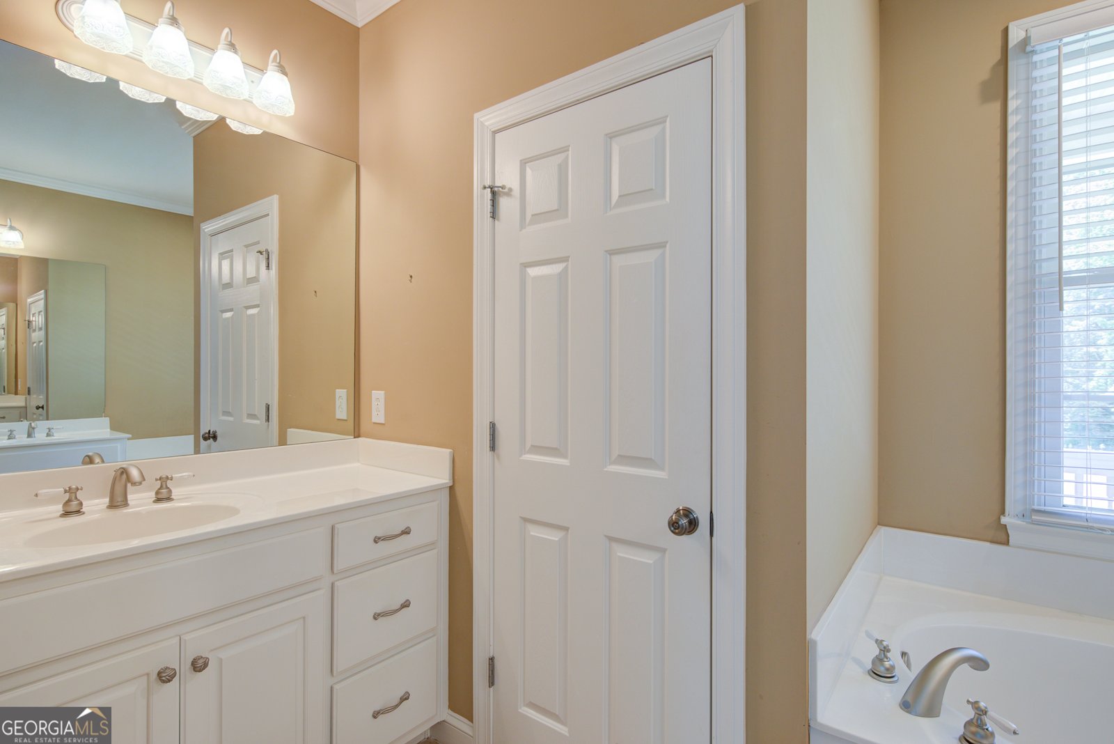8145 Bennett Lane Gainesville - Photo 15