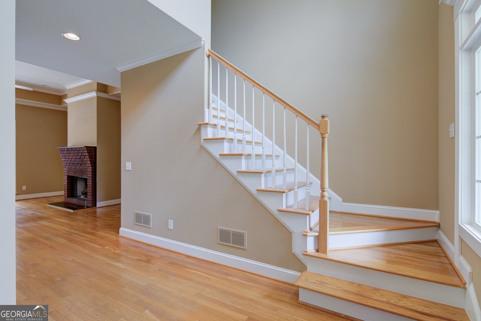 8145 Bennett Lane Gainesville - Photo 18