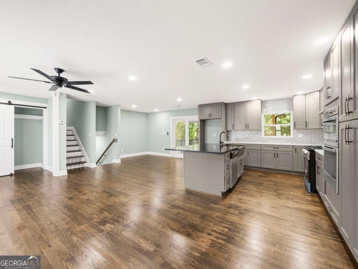 5209 Byers Road Gainesville - Photo 8