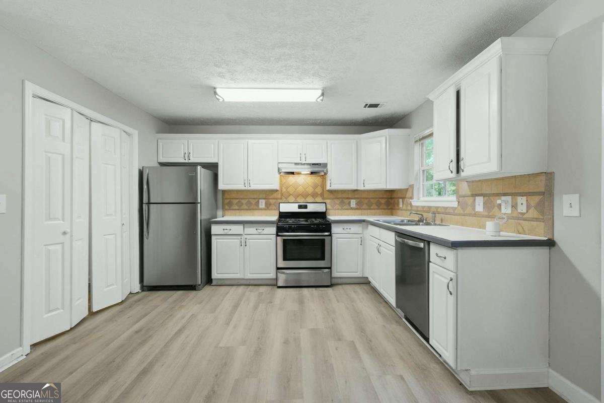 10879 Morning Dove Drive Hampton - Photo 8