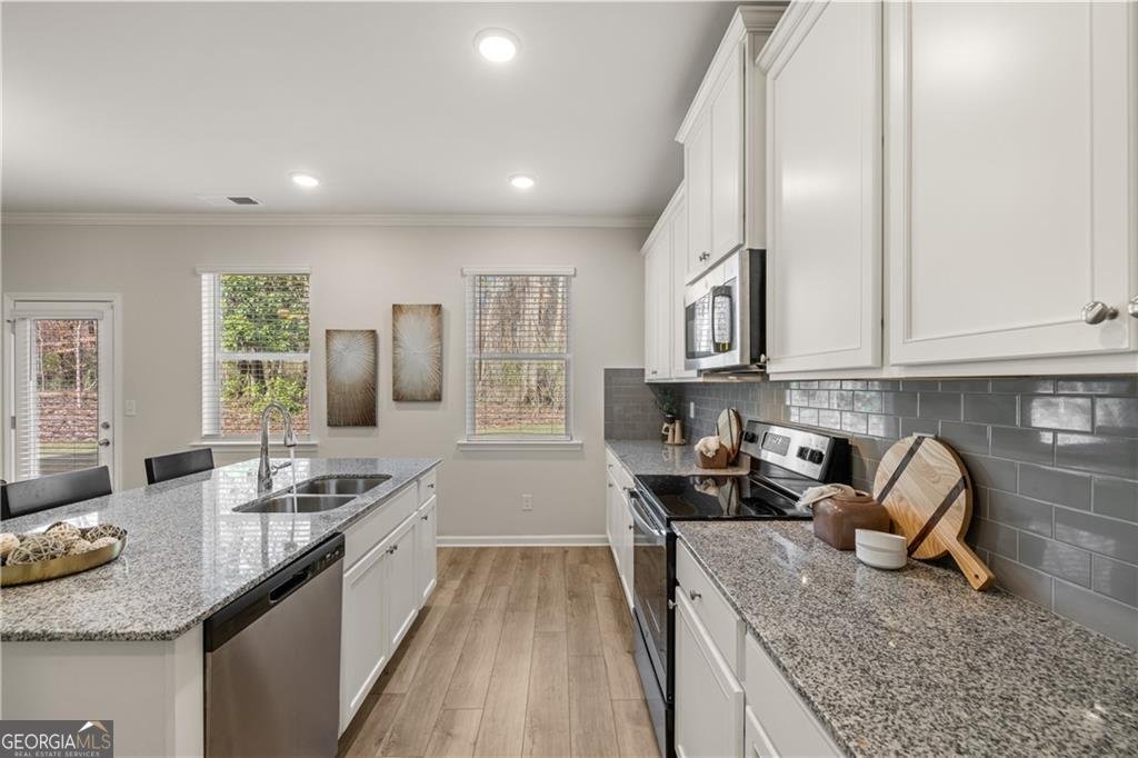211 Whispering Pines Avenue Conyers - Photo 8