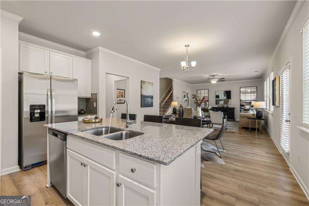 211 Whispering Pines Avenue Conyers - Photo 9