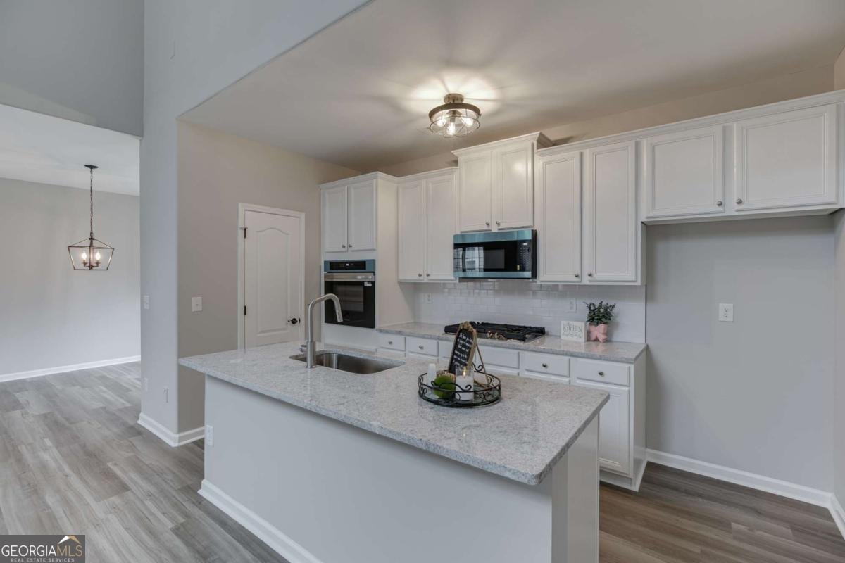 3941 Lake Pass Lane Suwanee - Photo 10