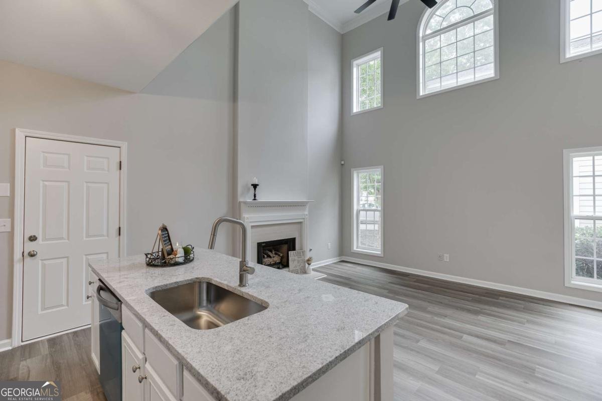 3941 Lake Pass Lane Suwanee - Photo 11