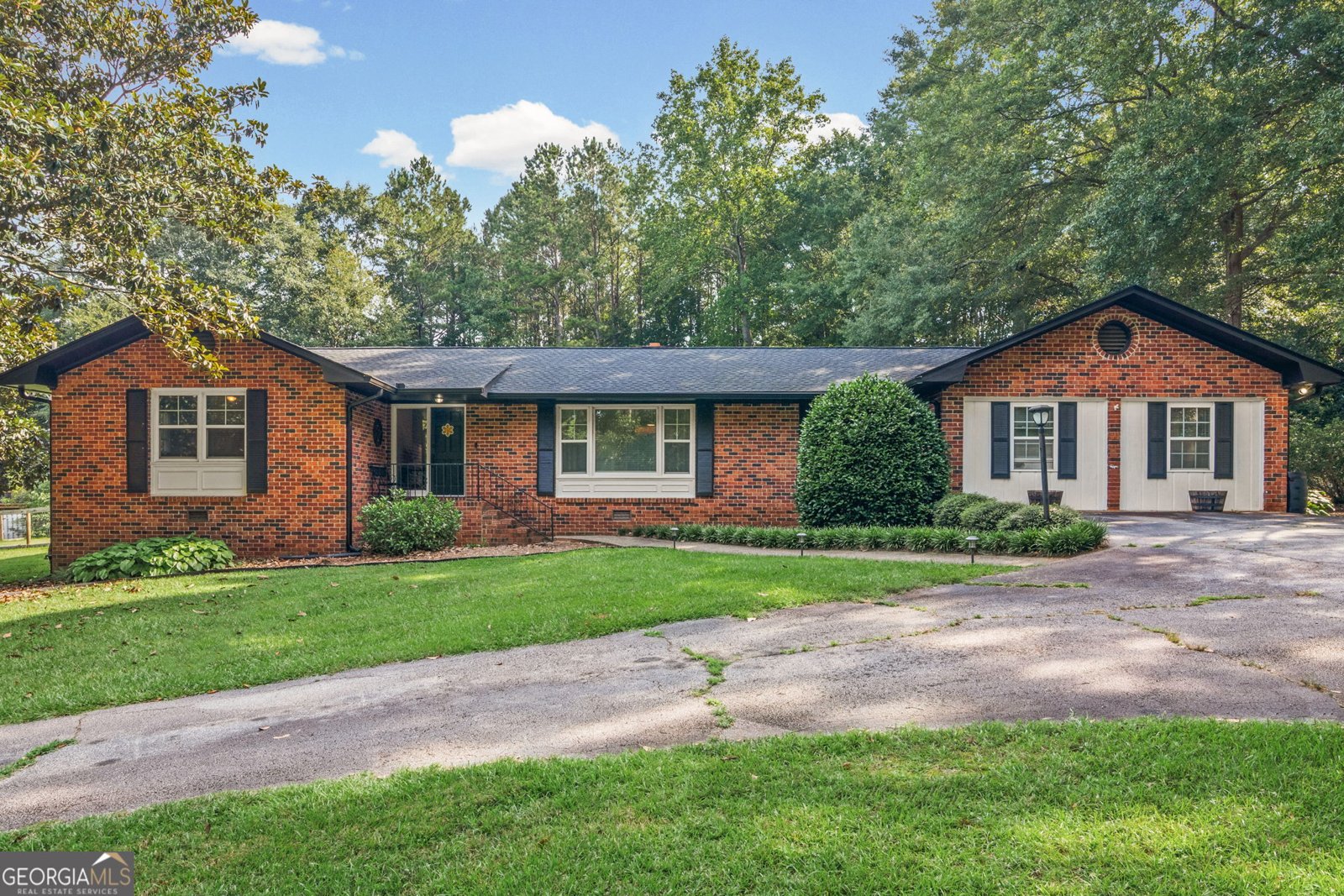 163 Sheppard Drive Newnan - main photo