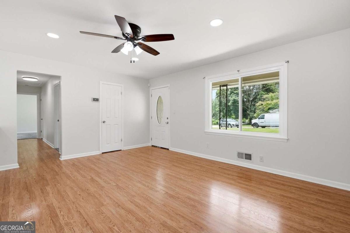 110 Point View Court Tyrone - Photo 6
