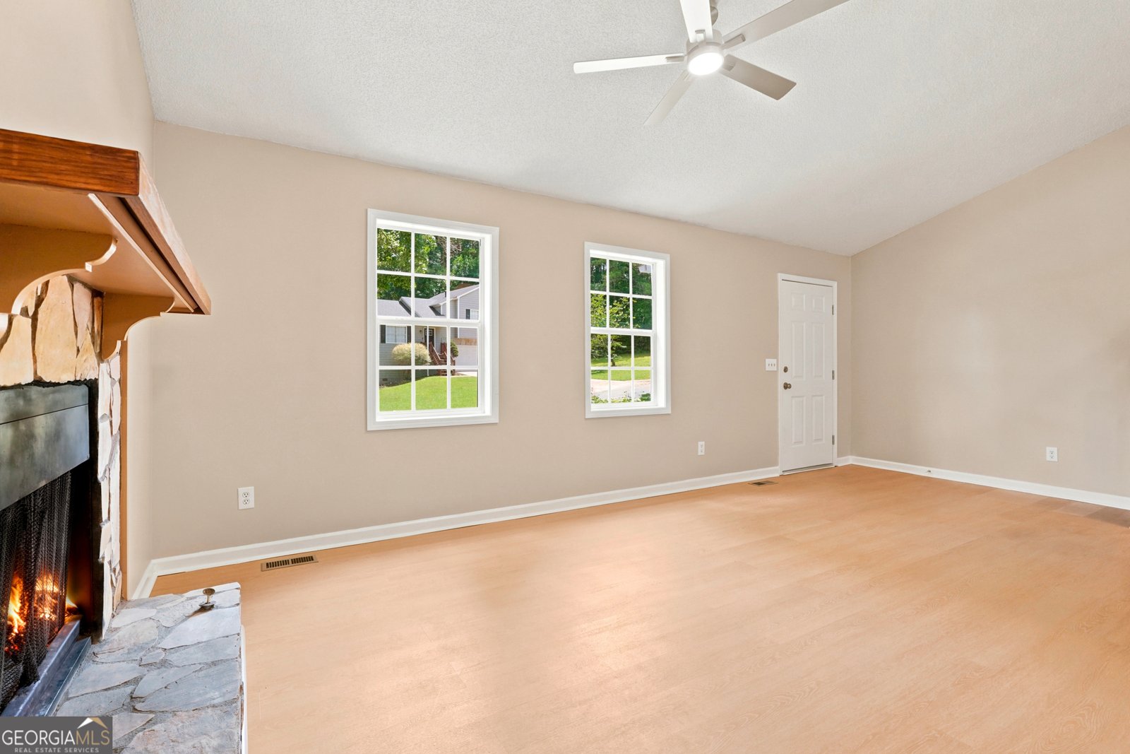 6370 Holborne Lane Douglasville - Photo 8