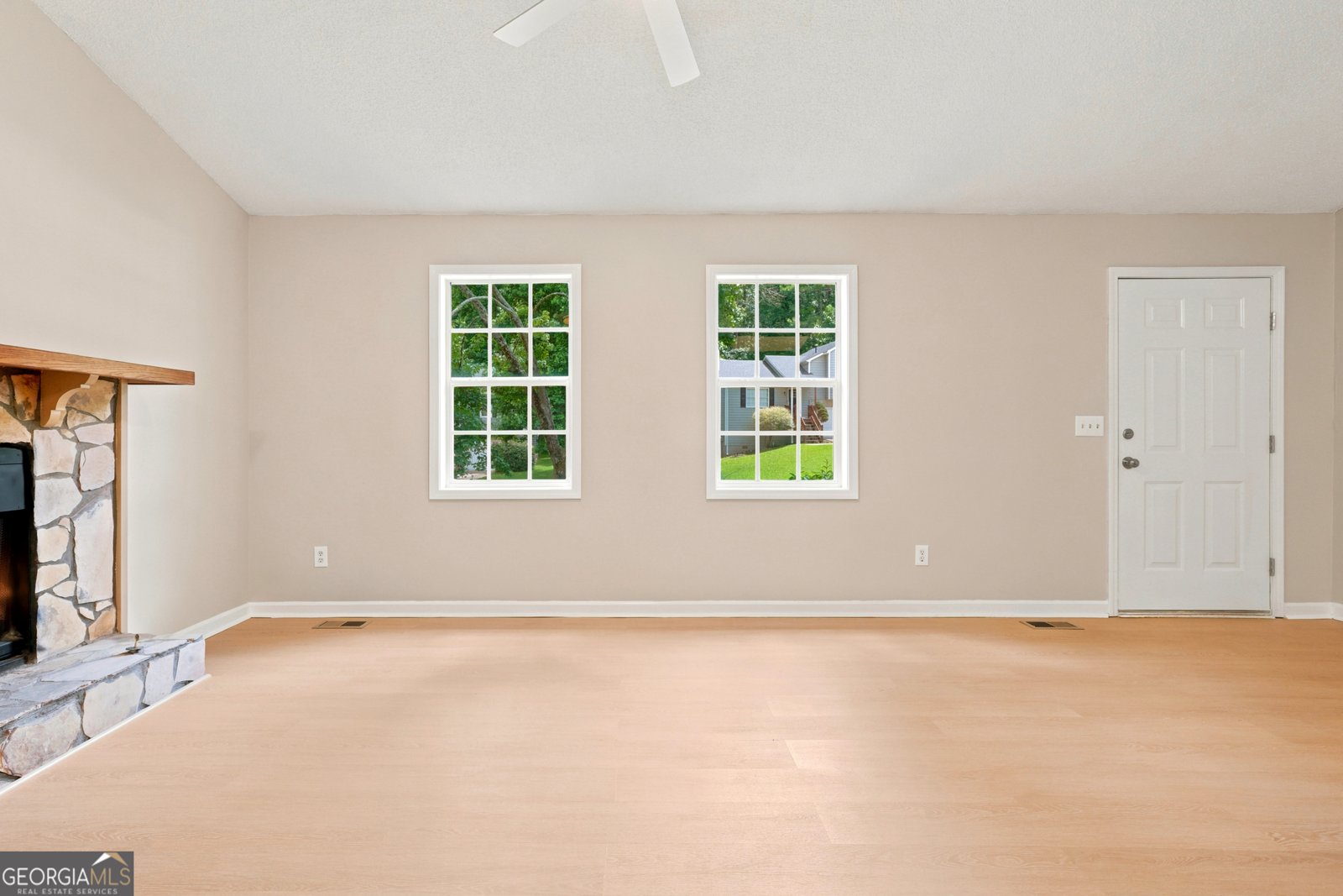 6370 Holborne Lane Douglasville - Photo 9