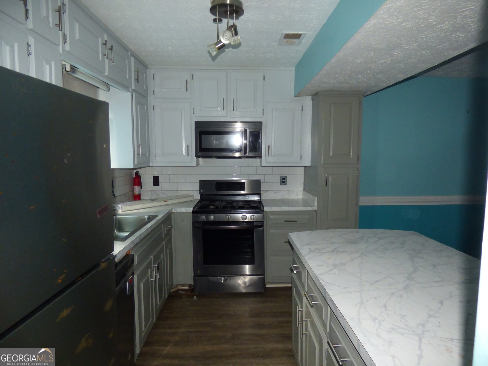 1572 Circlestone Dr. Stone Mountain - Photo 12