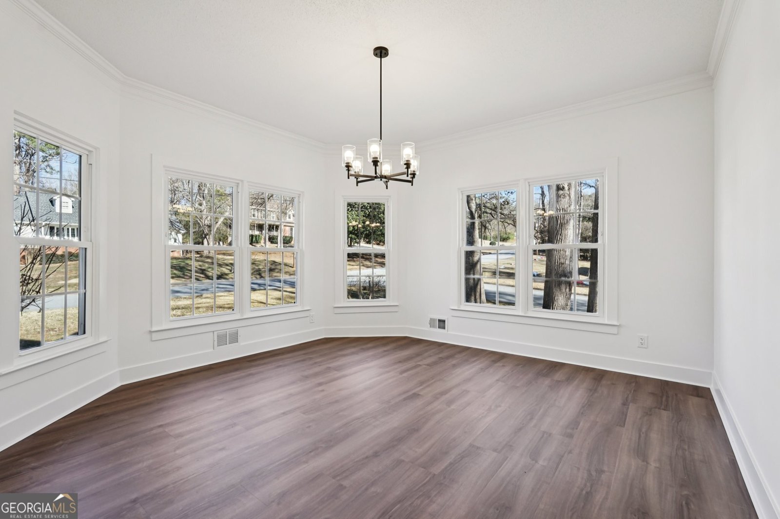 4614 Shumart Drive Snellville - Photo 9