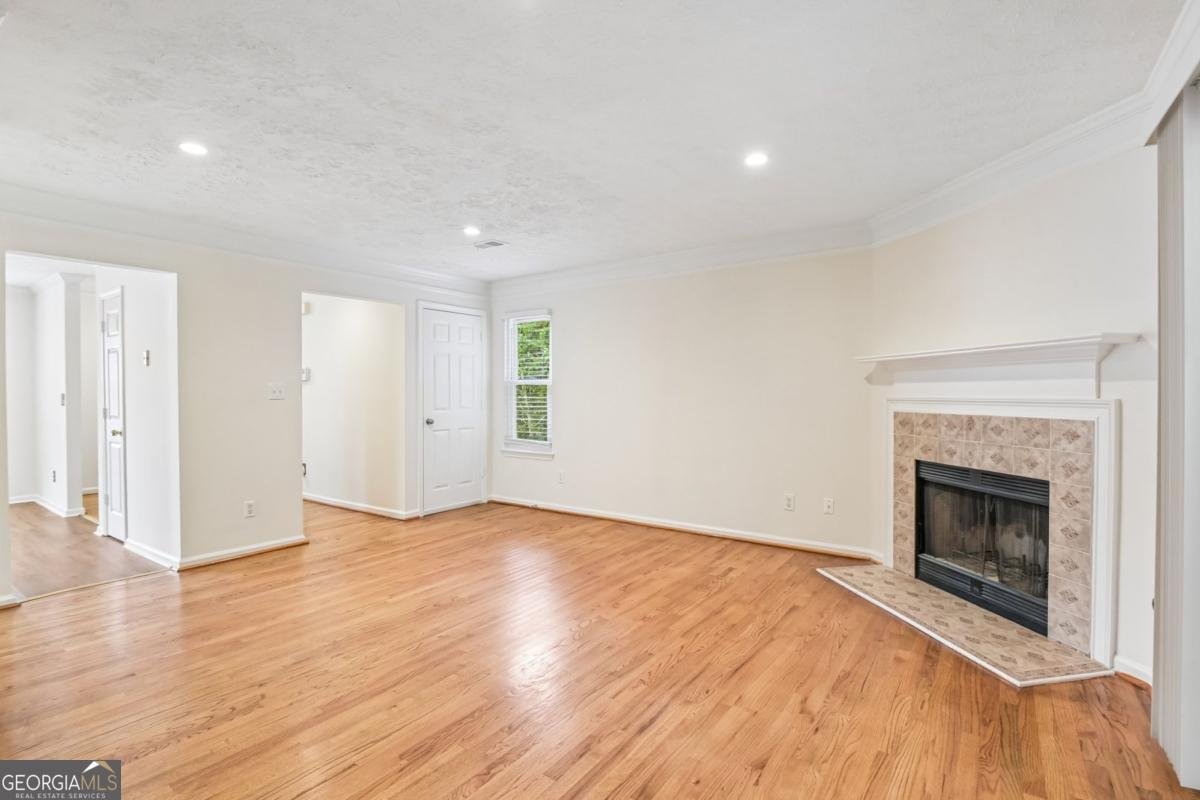 3590 Regency Park Drive Duluth - Photo 9
