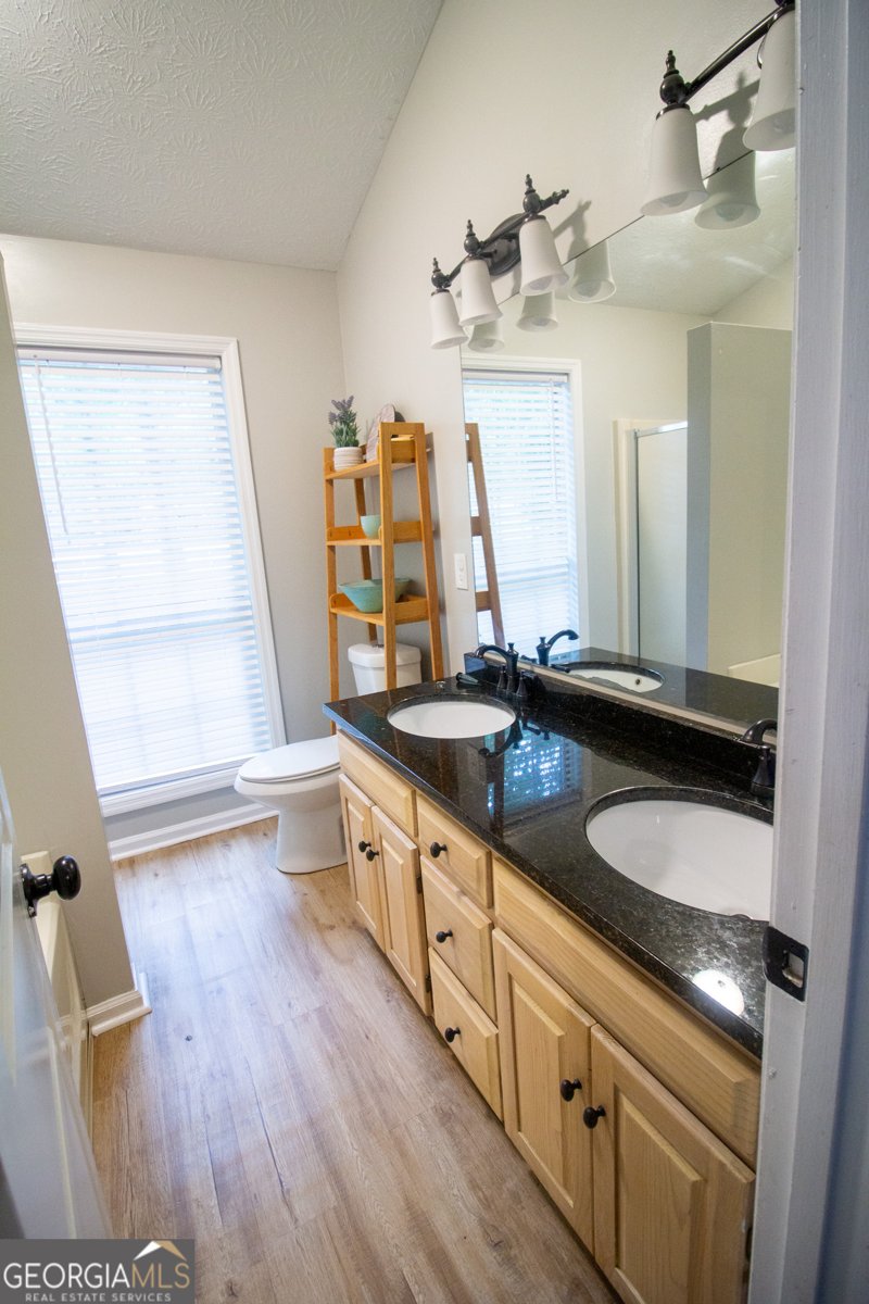 151 Greenbriar Trail Lagrange - Photo 9