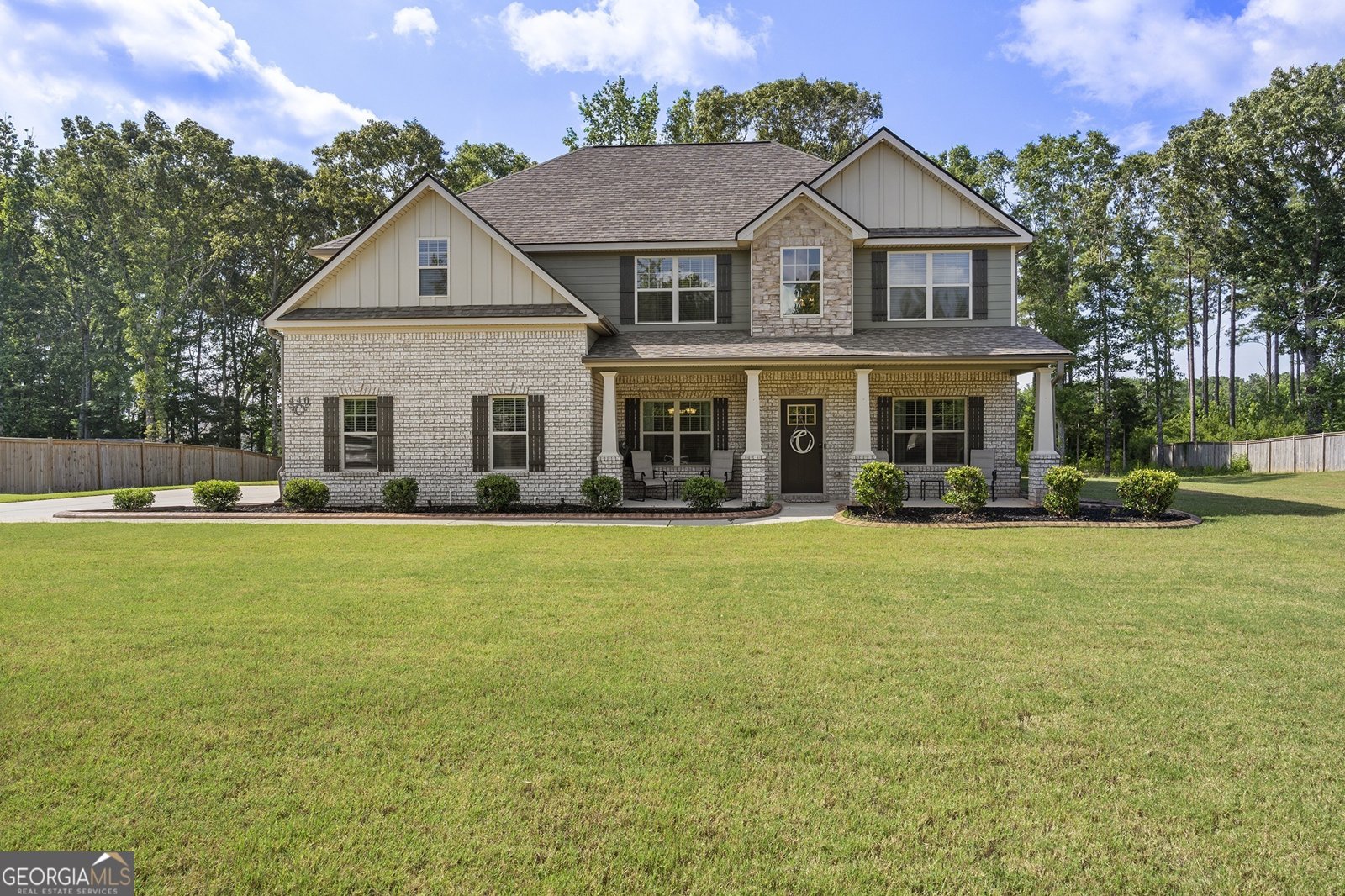 440 Homestead Circle Forsyth - main photo