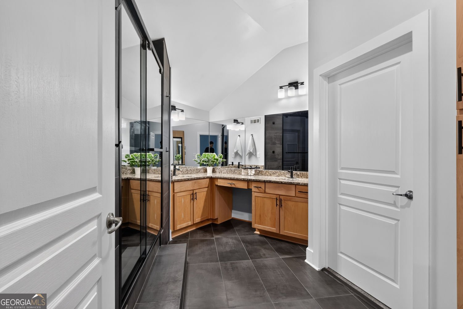 799 Hammond Drive Sandy Springs - Photo 24