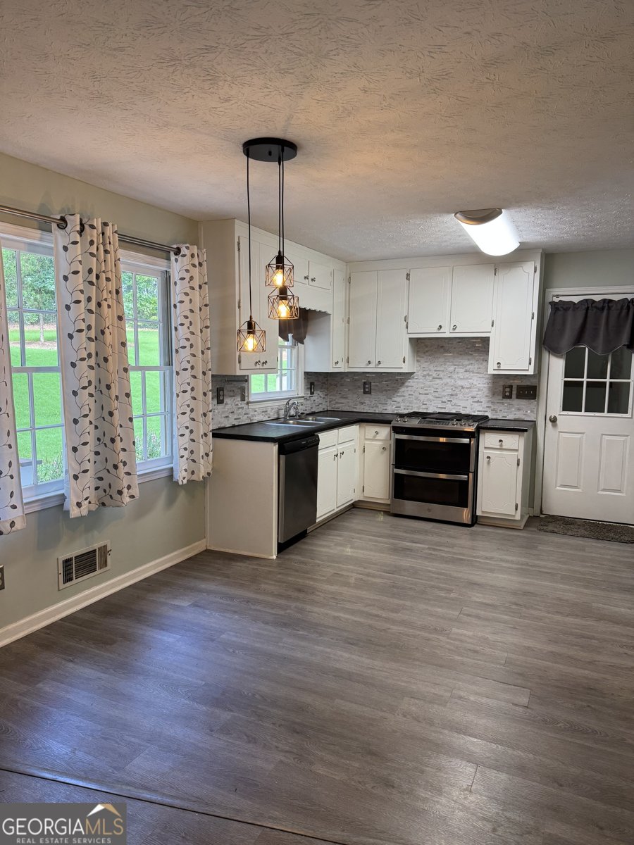 1619 Windy Hill Place Conyers - Photo 6