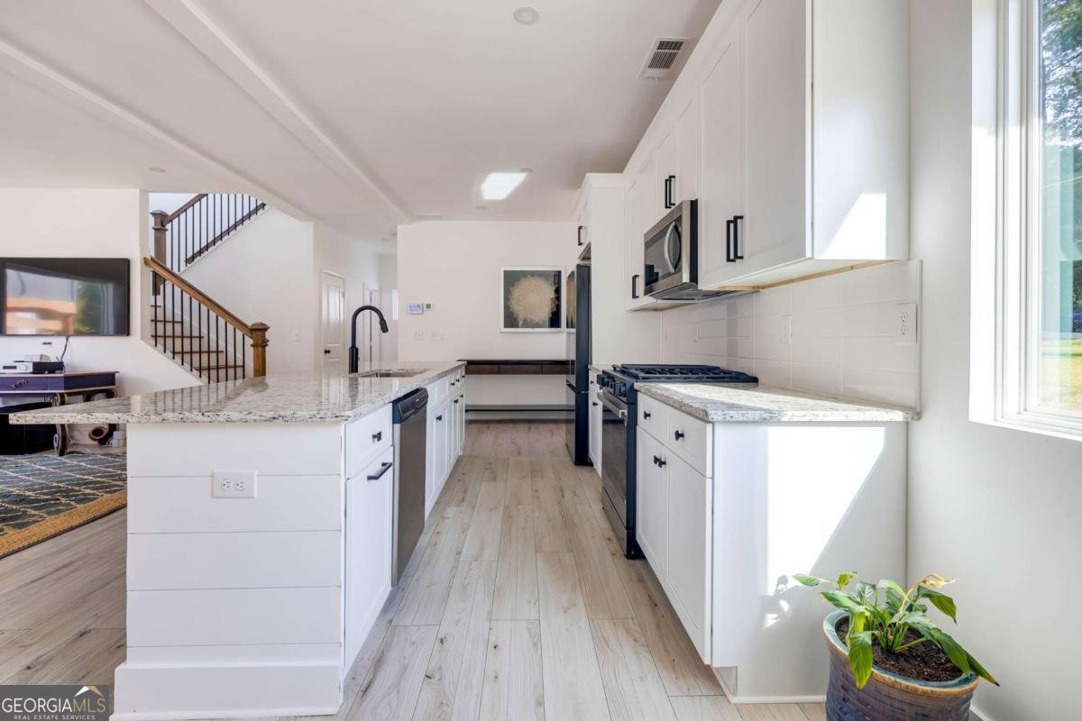 479 Lee Road Mableton - Photo 8
