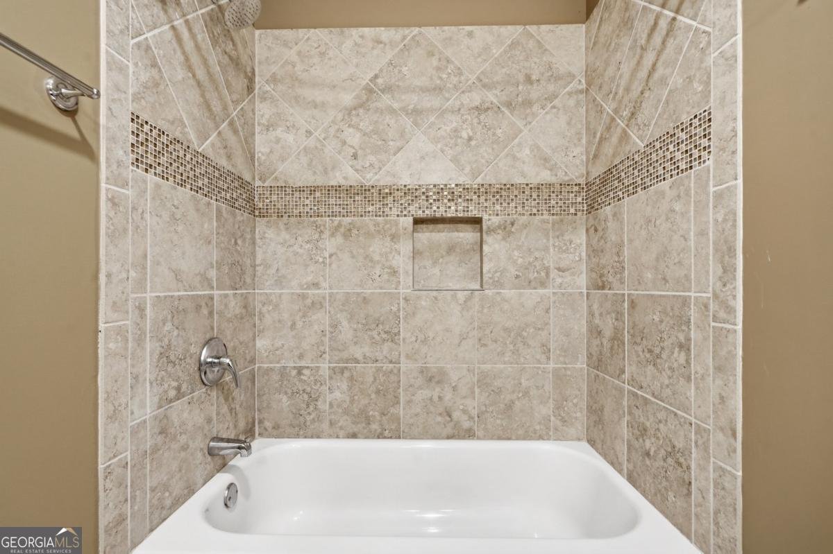 4268 Wellington Hills Lane Snellville - Photo 20