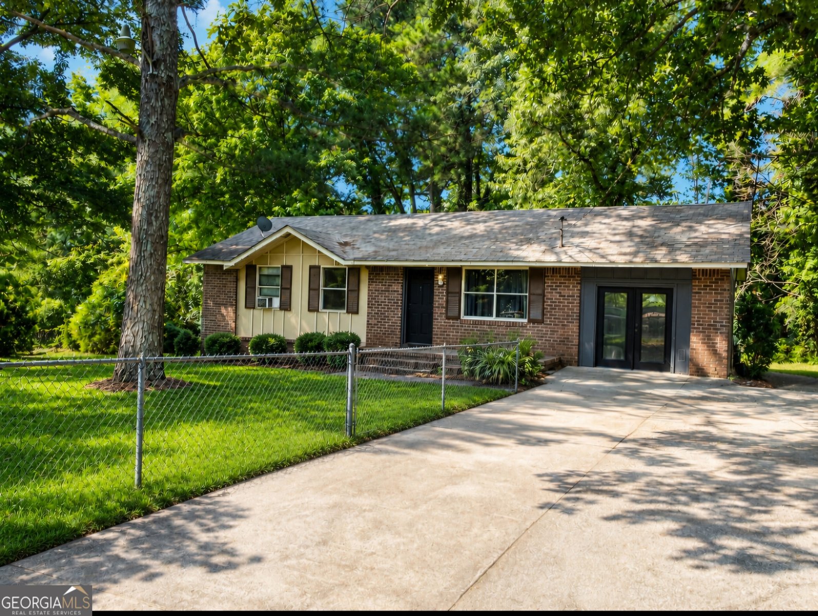 8293 Marlborough Drive Jonesboro - main photo