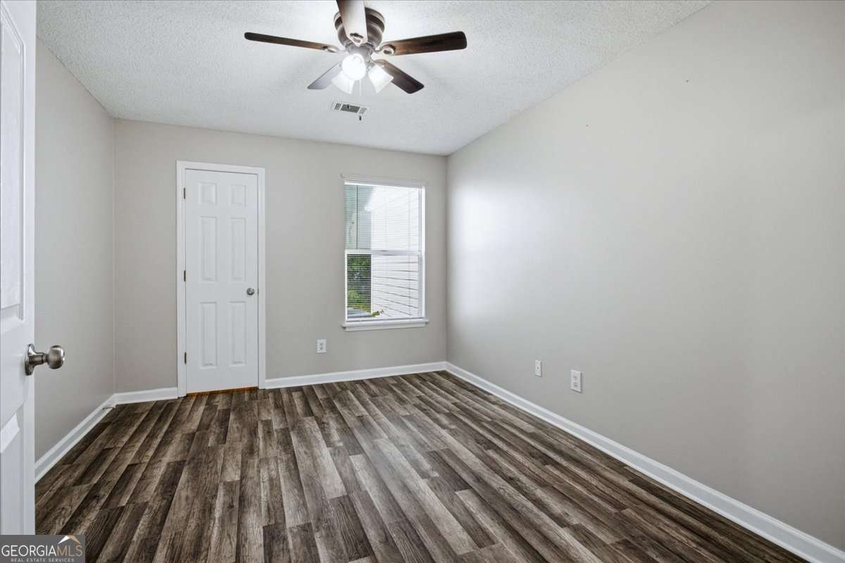 9059 Stoneleigh Trace Douglasville - Photo 11