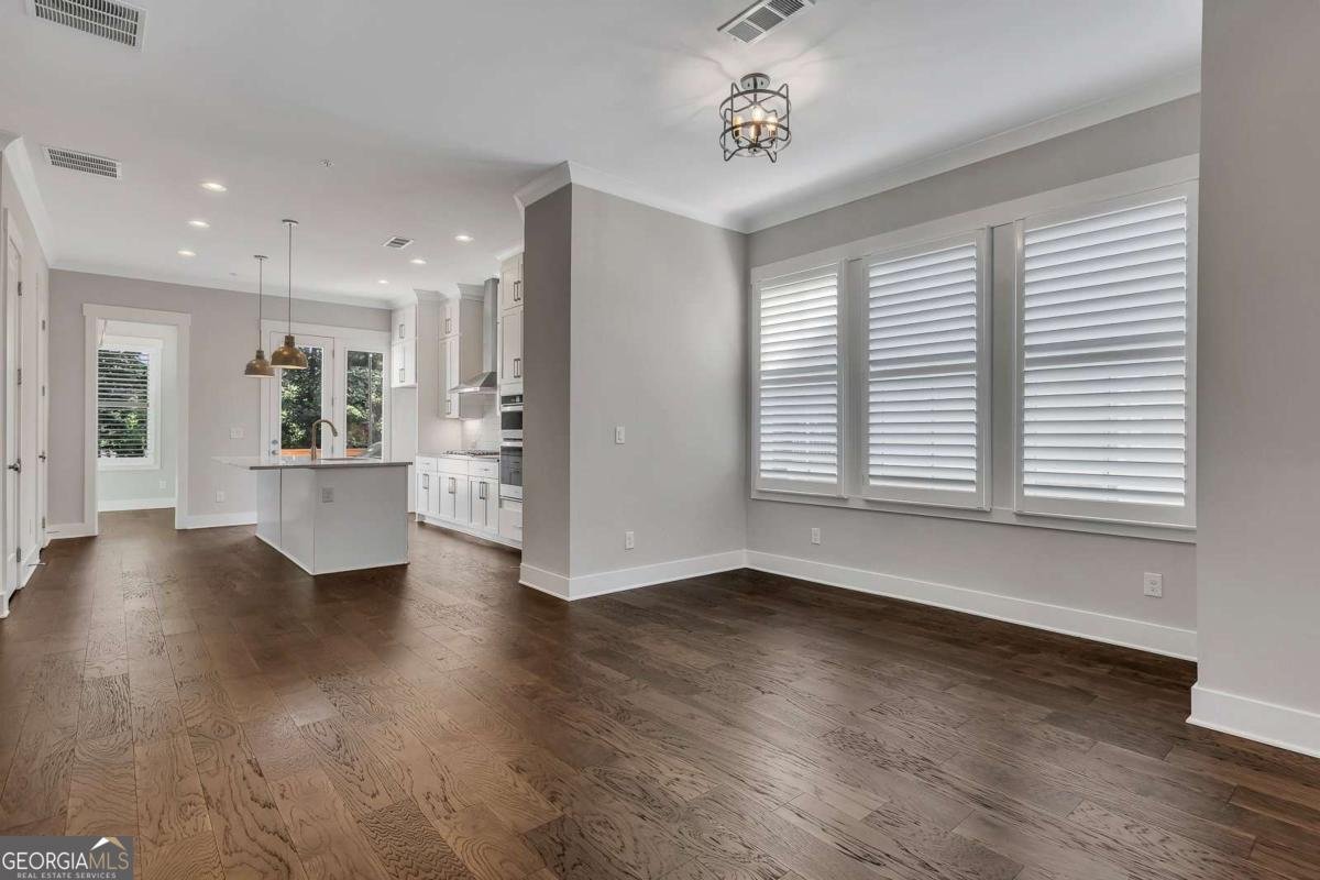 308 Dawson Drive Woodstock - Photo 10