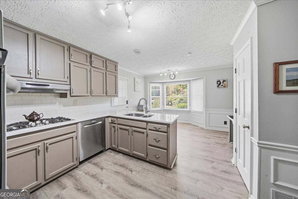 1843 Mountain Creek Drive Stone Mountain - Photo 26