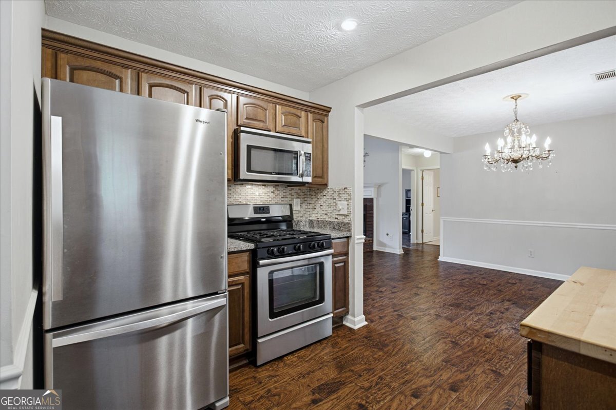 104 Elmwood Drive Hampton - Photo 12