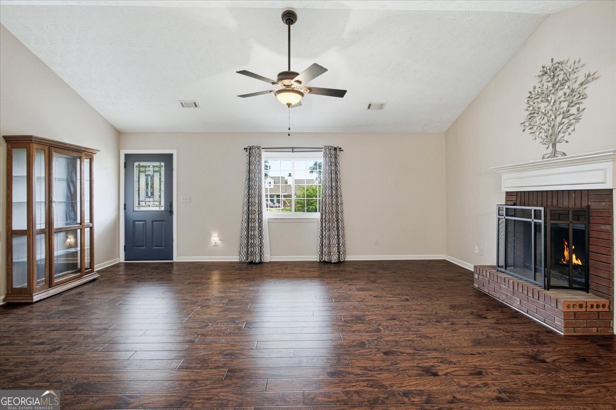 104 Elmwood Drive Hampton - Photo 6