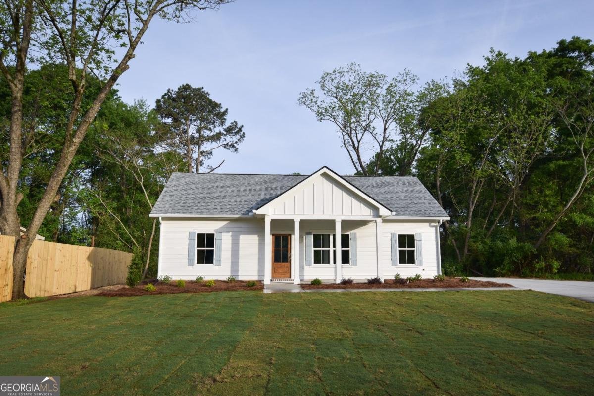 1070 Moreland Drive Watkinsville - main photo