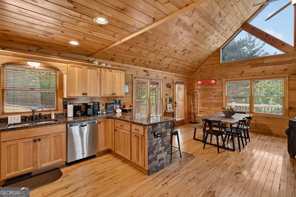 573 Weaver Creek Way Blue Ridge - Photo 12