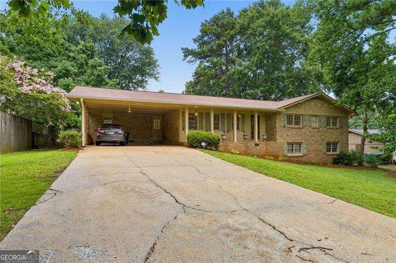 5155 Apollo Lane Lilburn - main photo