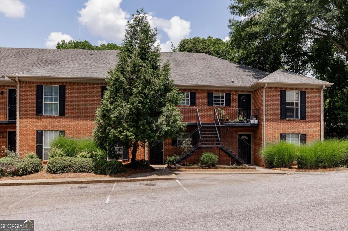 1055 Baxter Street Athens - main photo