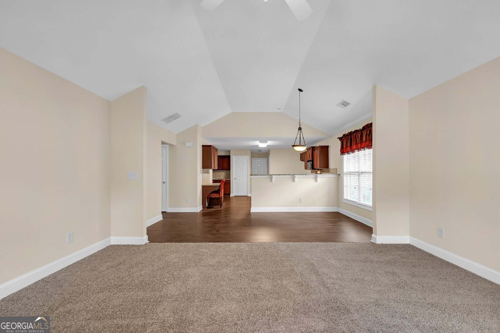 2055 Hickory Station Circle Snellville - Photo 17