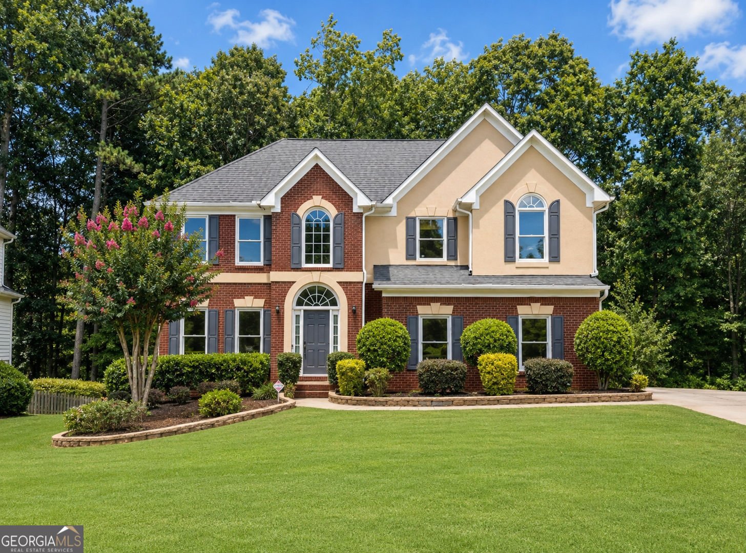 2155 Blackhawk Trail Lawrenceville - main photo