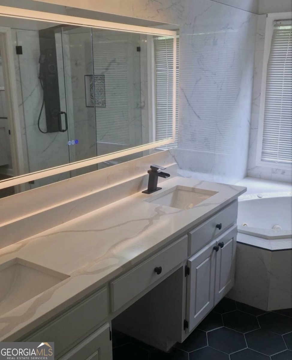 2155 Blackhawk Trail Lawrenceville - Photo 8