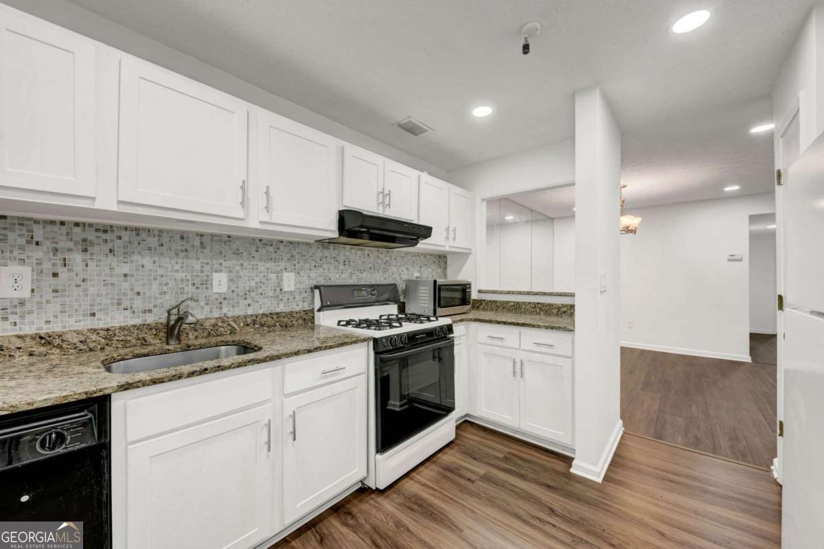 1301 Cumberland Court Smyrna - Photo 10