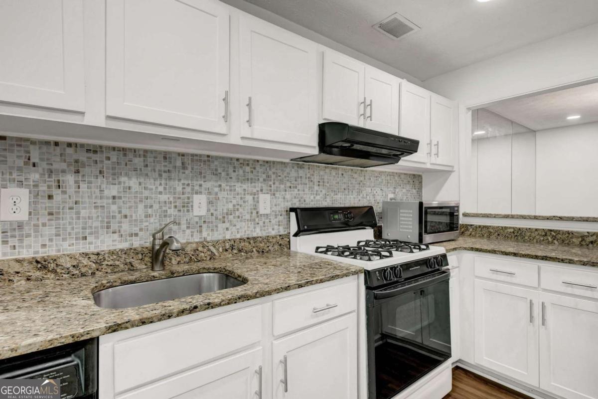1301 Cumberland Court Smyrna - Photo 12