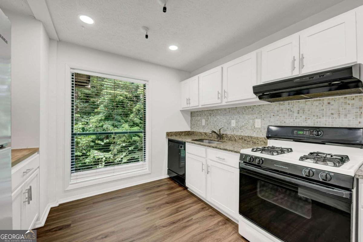 1301 Cumberland Court Smyrna - Photo 9