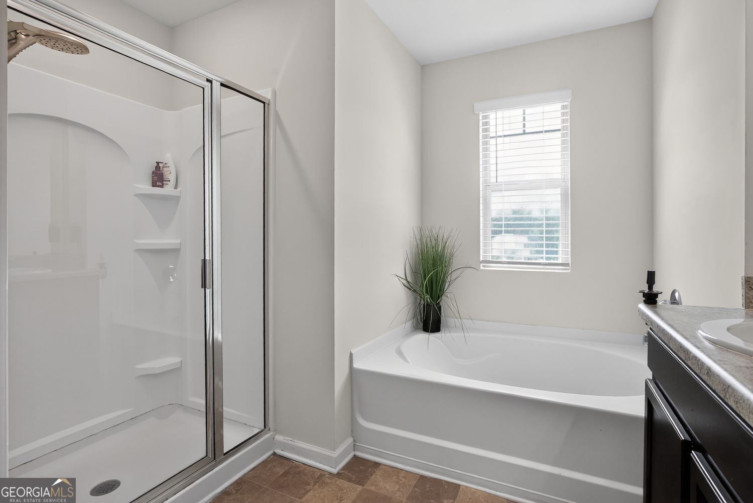 40 Abbey Court Covington - Photo 10