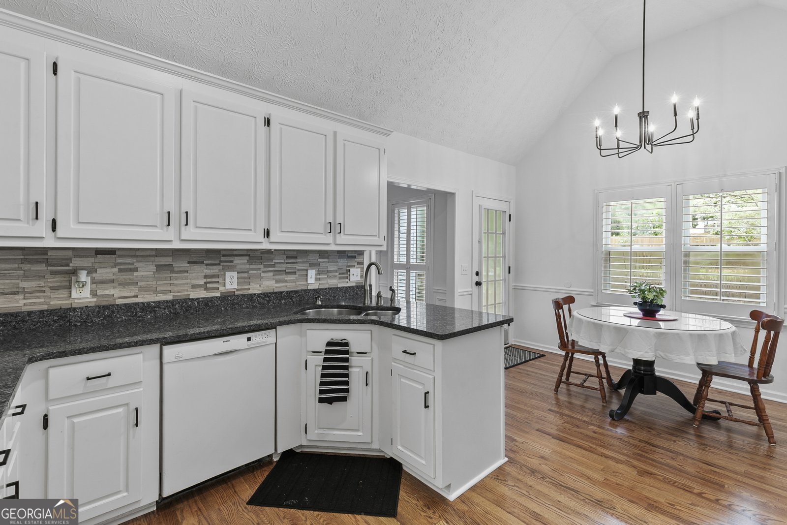 8260 Stonebrook Court Cumming - Photo 15