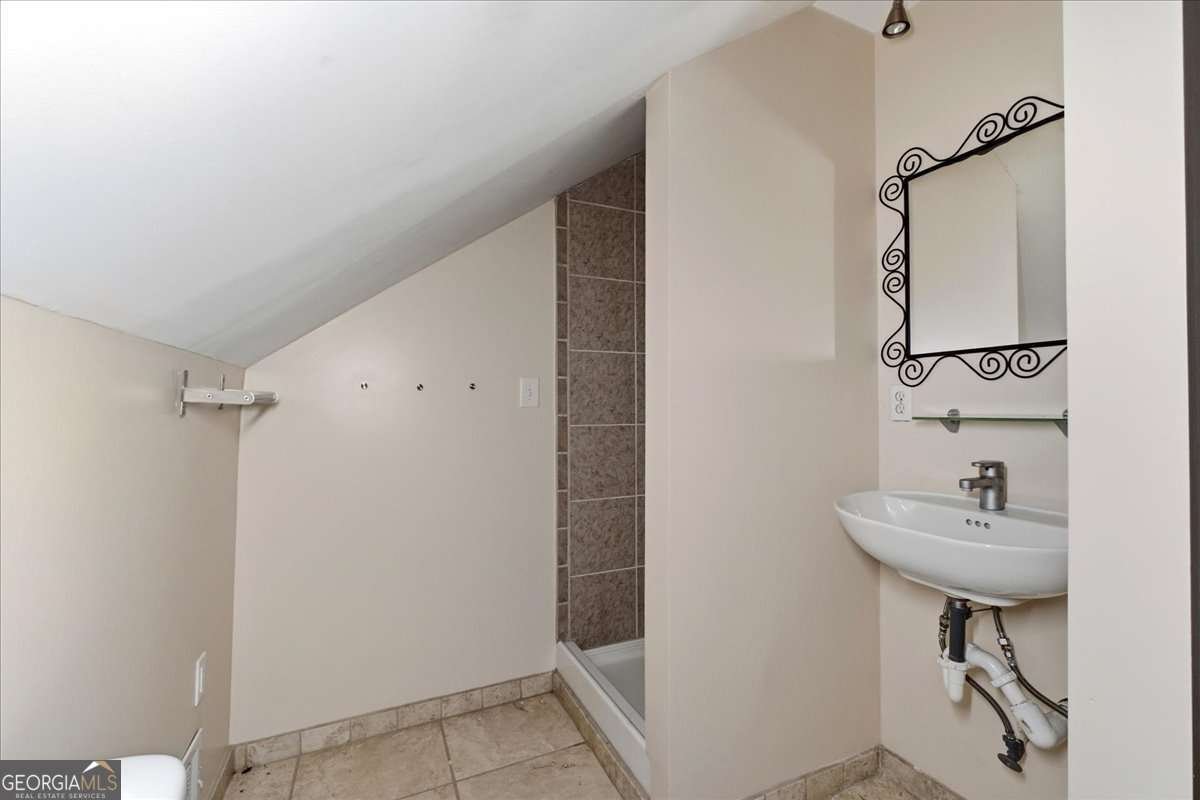 2597 Elsinore Street East Point - Photo 27
