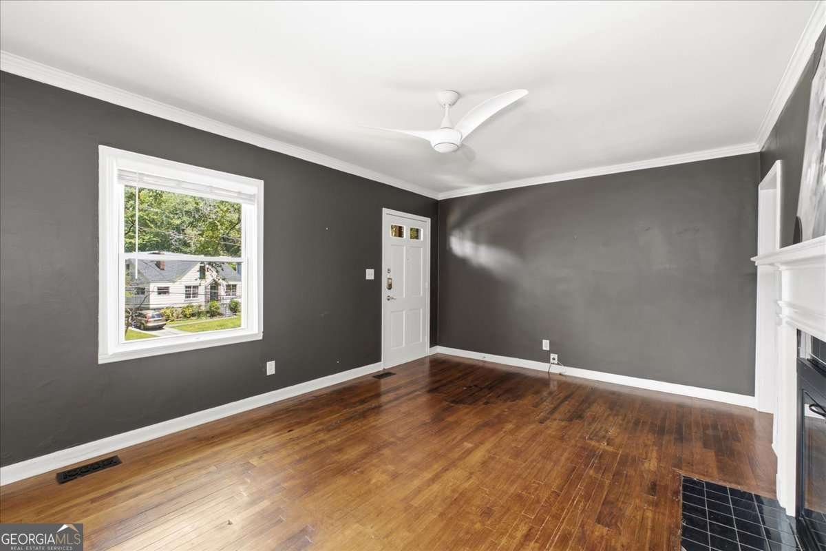 2597 Elsinore Street East Point - Photo 9